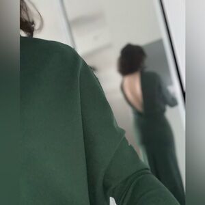 Elegant Green Open-Back Dress